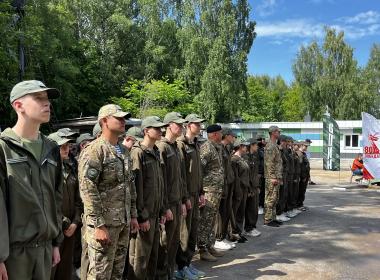 Директор Центра «ВОИН» открыл смену «Время юных героев» в Татарстане