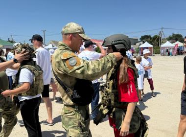 Десятки мероприятий, тысячи участников: курсанты Центра «ВОИН» по всей России отметили День молодёжи