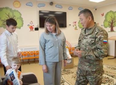 Центр «ВОИН» в Бурятии поздравил с Днем знаний воспитанников социально-реабилитационного центра