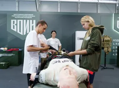 Более тысячи человек посетили площадку Центра «ВОИН» в первый день ВЭФ-2025