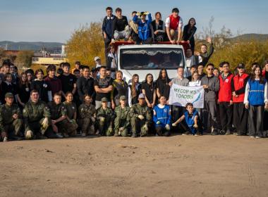 Курсанты Центра «ВОИН» очистили берег реки Уды в Бурятии