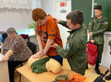 Центр «ВОИН» провел мастер-класс для слабослышащих школьников