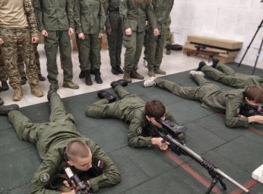 Инструкторы белгородского филиала Центра «ВОИН» провели для курсантов семинар по снайперской подготовке