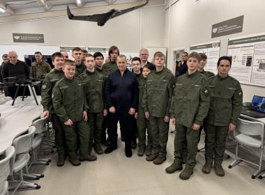 Юрий Трутнев посетил филиал Центра «ВОИН» на Камчатке