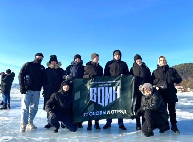 Белгородские курсанты развернули на Байкале флаг Центра «ВОИН»